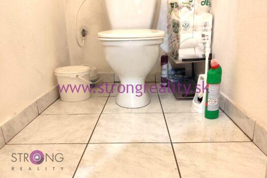 Znížená cena! 3 izbový rodinný dom s garážou v obci Pataš