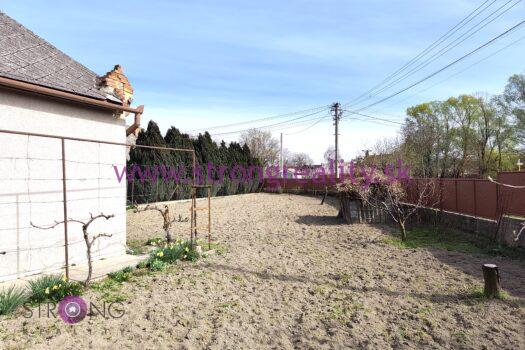 Znížená cena! 3 izbový rodinný dom s garážou v obci Pataš