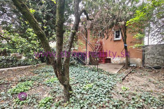 4 izbový rodinný dom v obci Holice